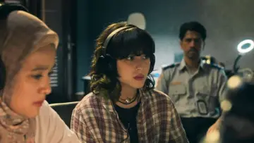 Zasłona do filmu "Tukar Takdir" #1172082