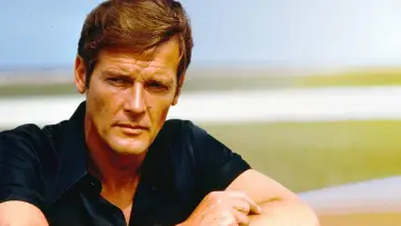 Zasłona do filmu "From Roger Moore with Love" #704275