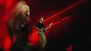 Zasłona do filmu "LINKIN PARK: UNSHATTER" #1807585