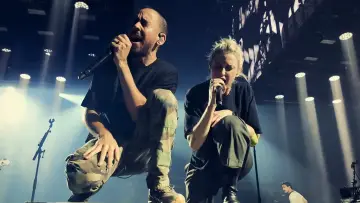 Zasłona do filmu "LINKIN PARK: UNSHATTER" #1807587