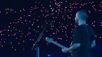 Zasłona do filmu "LINKIN PARK: UNSHATTER" #1807594