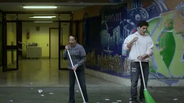 Zasłona do filmu "Fuori scuola" #1894367