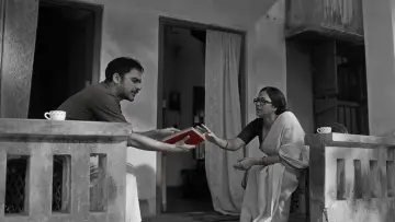 Zasłona do filmu "উইঙ্কল টুইঙ্কল" #1629631
