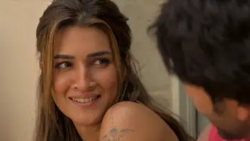 Zasłona do filmu "कॉकटेल २" #1525296