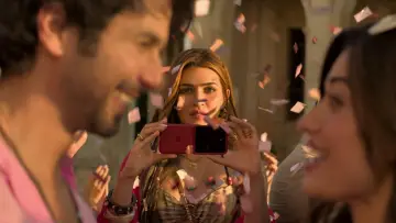 Zasłona do filmu "कॉकटेल २" #1525297