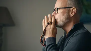Zasłona do filmu "Gartneren, buddhisten og spionen" #1173152