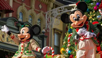 Zasłona do filmu "Disney Parks Magical Christmas Day Parade" #735242