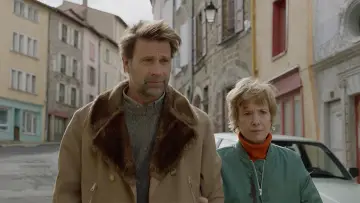 Zasłona do filmu "Meurtres au Puy-en-Velay" #1608784