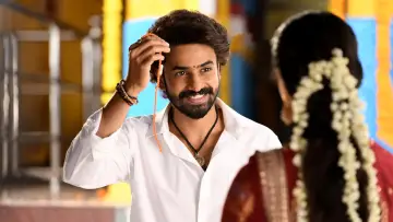Zasłona do filmu "దేవకీ నందన వాసుదేవ" #1165186