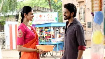 Zasłona do filmu "దేవకీ నందన వాసుదేవ" #1165187