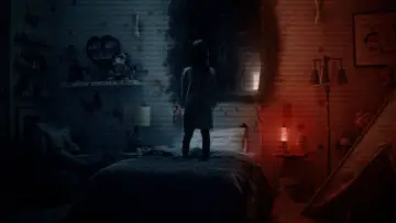 Zasłona do filmu "Paranormal Activity: Inny wymiar" #338057