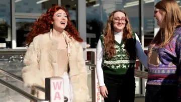 Zasłona do filmu "Carpool Karaoke na Święta" #678398