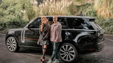 Zasłona do filmu "Carpool Karaoke na Święta" #678403
