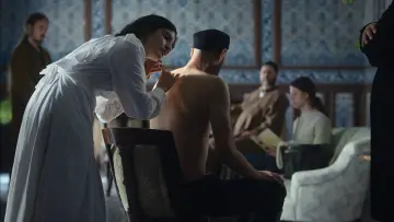 Zasłona do filmu "Otapanje vladara" #1741205