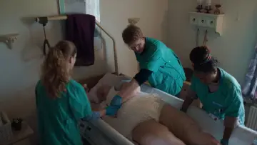 Zasłona do filmu "Hjem kære hjem" #660220