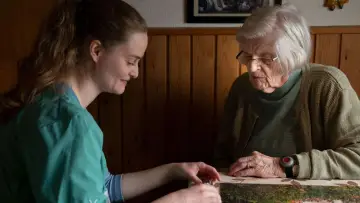 Zasłona do filmu "Hjem kære hjem" #660221