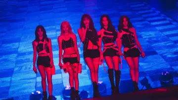 Wideo do filmu (여자)아이들 월드투어 [아이돌] 인 시네마 — (G)I-DLE WORLD TOUR [iDOL] IN CINEMAS I TRAILER [GERMAN]