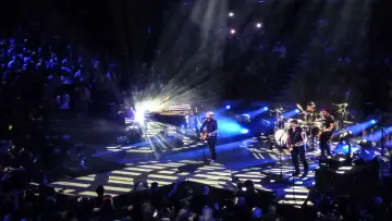 Zasłona do filmu "Bryan Adams: Live At The Royal Albert Hall" #856686