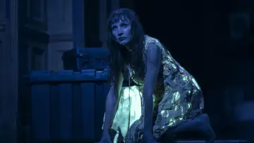 Zasłona do filmu "Inna mamusia" #1729017