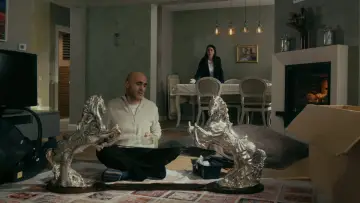 Zasłona do filmu "Cam Sehpa" #975519