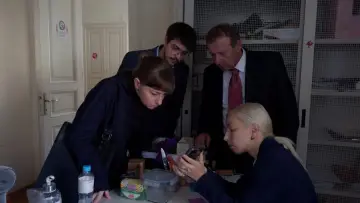 Zasłona do filmu "Kontinental 