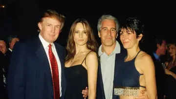 Zasłona do filmu "Melania" #914271
