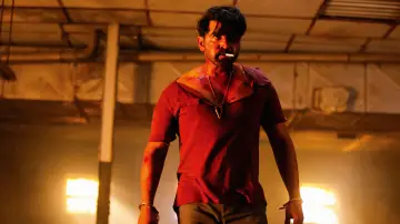 Zasłona do filmu "ரெட்ட தல" #593332