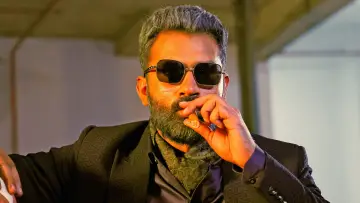 Zasłona do filmu "ரெட்ட தல" #593334
