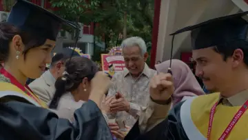 Zasłona do filmu "Jodoh 3 Bujang" #861053