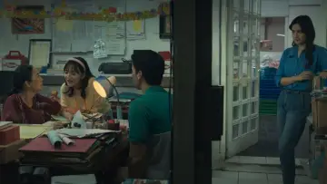 Zasłona do filmu "Senin Harga Naik" #765255