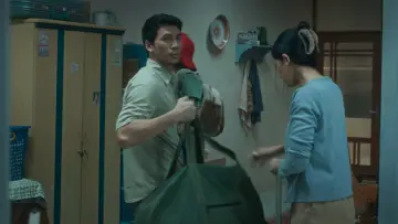 Zasłona do filmu "Senin Harga Naik" #765270