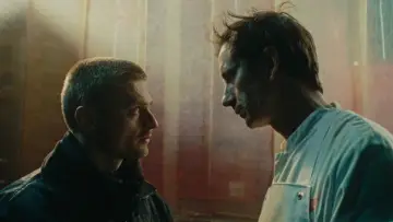 Zasłona do filmu "Skóra na skórze" #637083