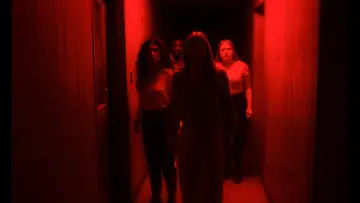 Zasłona do filmu "Captive" #915550