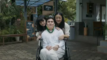 Zasłona do filmu "Hanya Namamu Dalam Doaku" #671670