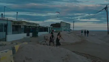 Zasłona do filmu "Casi septiembre" #691632