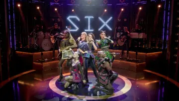 Zasłona do filmu "SIX: The Musical Live!" #847129