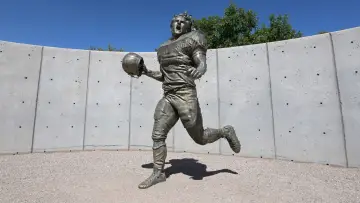 Zasłona do filmu "Pat Tillman: Life. Death. Legacy." #1629325