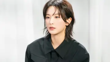 Zasłona do filmu "Red Velvet Happiness Diary : My Dear, ReVe1uv in Cinemas" #1712326