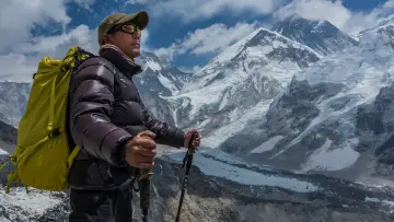 Zasłona do filmu "Ciemna strona Mount Everest" #774282