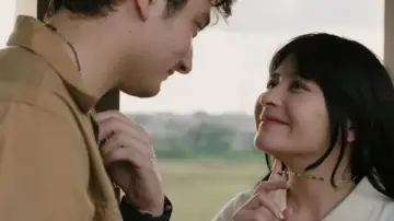 Zasłona do filmu "Patah Hati Yang Kupilih" #538994