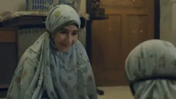 Zasłona do filmu "Patah Hati Yang Kupilih" #539006