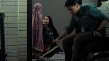 Zasłona do filmu "Patah Hati Yang Kupilih" #539017