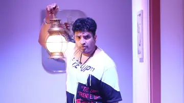 Zasłona do filmu "டெவில்