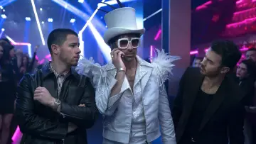 Zasłona do filmu "Jonas Brothers: Zdążyć na Święta" #589673