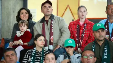 Zasłona do filmu "W innym ciele" #880042