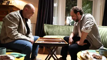 Zasłona do filmu "W innym ciele" #880057