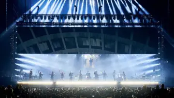 Zasłona do filmu "Hans Zimmer & Friends: Diamond in the Desert" #782344
