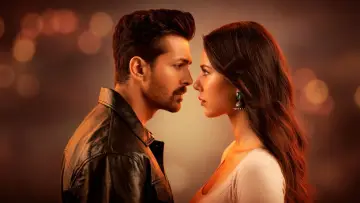 Zasłona do filmu "एक दीवाने की दीवानियत" #595286