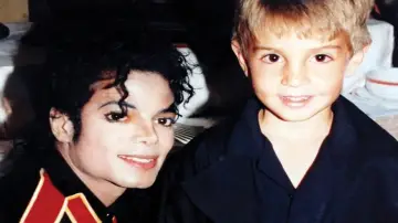 Zasłona do filmu "Leaving Neverland 2: Surviving Michael Jackson" #840911