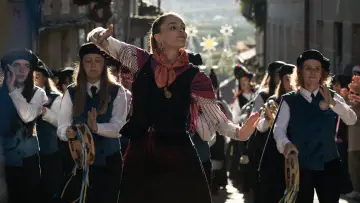 Zasłona do filmu "Rondallas" #535995